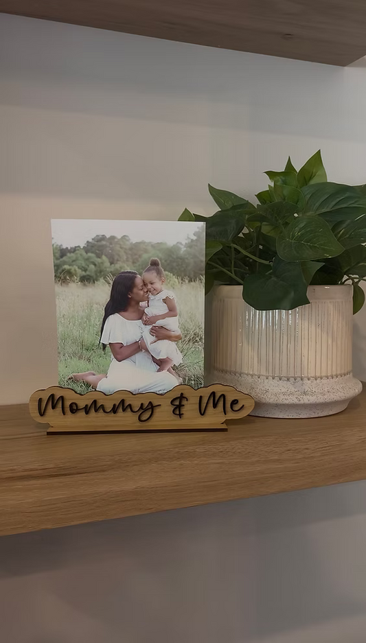 Freestanding Caption Photo Frames