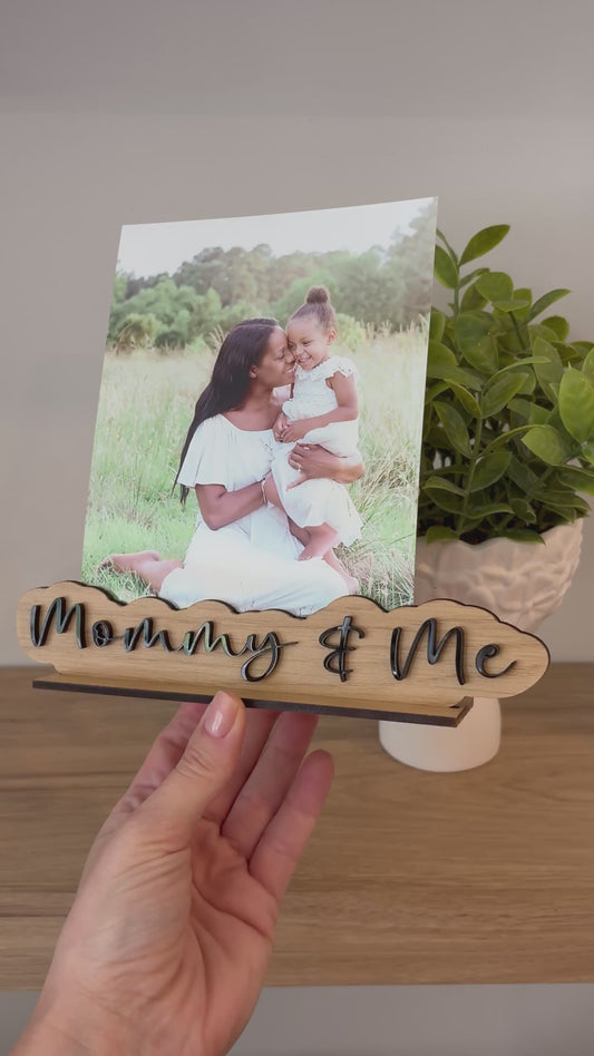Freestanding Caption Photo Frames